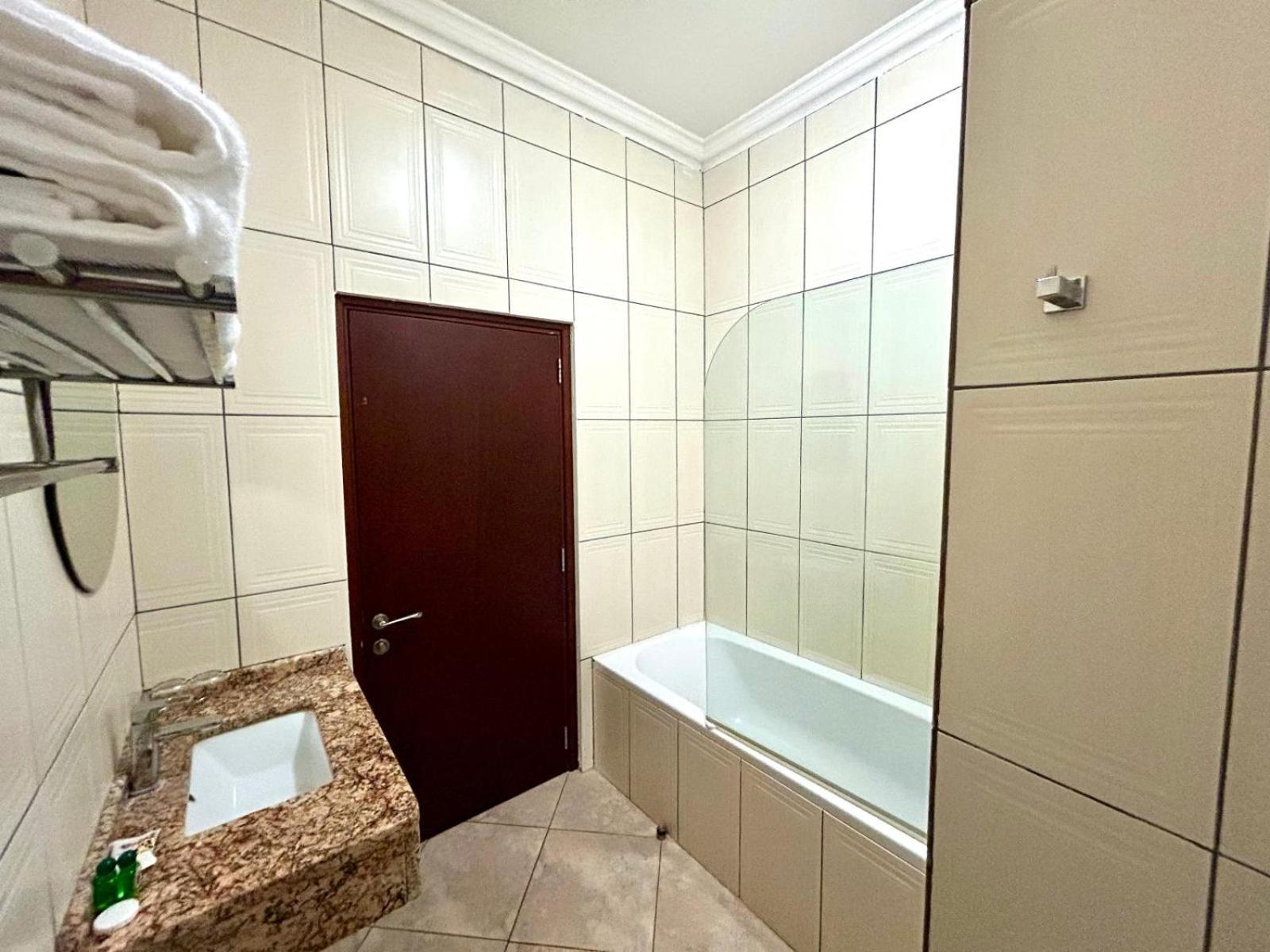 Karibu Leisure Resort Thapane Eksteriør billede